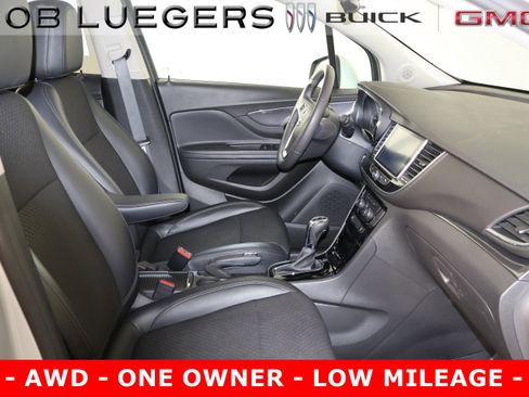 Certified 2021 Buick Encore Preferred w/ Safety Package II image 19