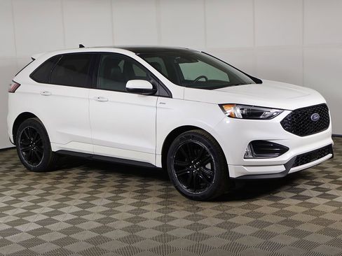 Used 2024 Ford Edge ST-Line AWD/4WD image 46