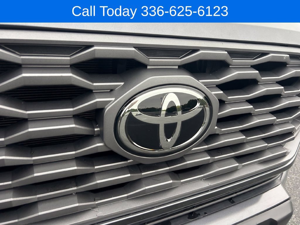 Used 2022 Toyota Tacoma TRD Off-Road w/ TRD Premium Off Road Package RWD image 10
