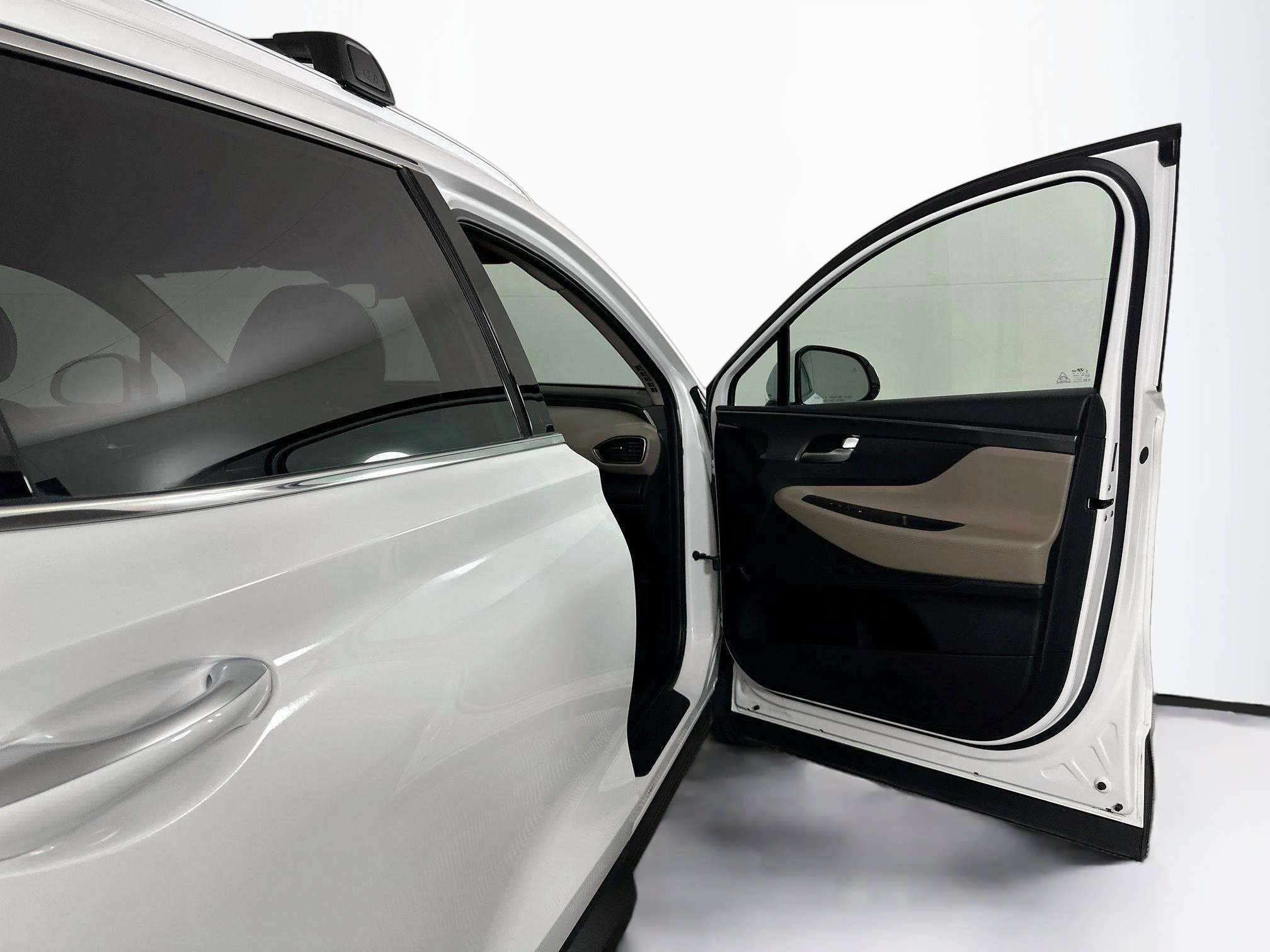 Used 2023 Hyundai Santa Fe SEL AWD/4WD image 32