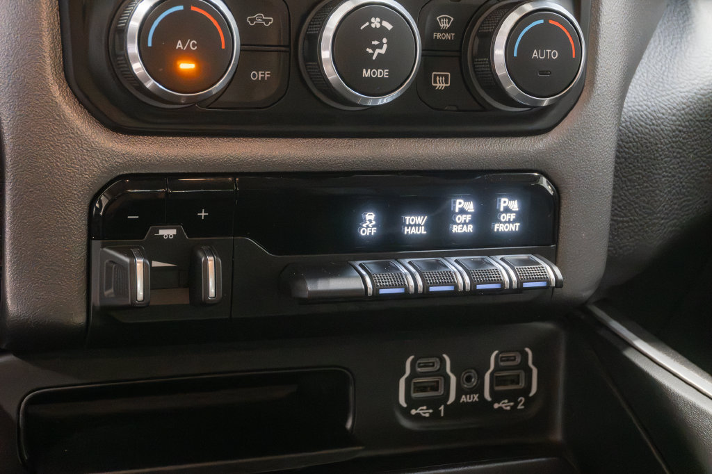 Used 2020 RAM 1500 Big Horn AWD/4WD image 24