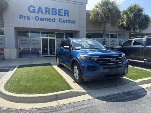 Certified 2021 Ford Explorer XLT RWD image 2