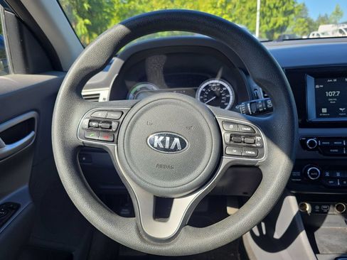 Used 2019 Kia Niro LX w/ Paint Protection Film Package FWD image 19