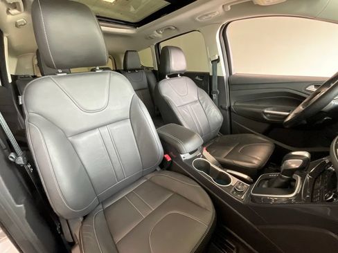 Used 2013 Ford Escape Titanium w/ Parking Technology Pkg FWD image 18