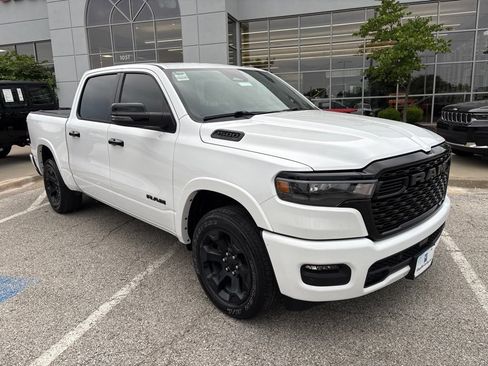 Used 2025 RAM 1500 Big Horn AWD/4WD image 6