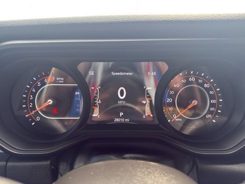Used 2024 Jeep Wrangler Unlimited Sport AWD/4WD image 16