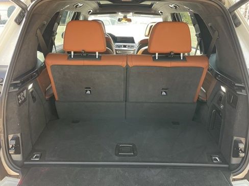 Used 2022 BMW X7 M50i image 18