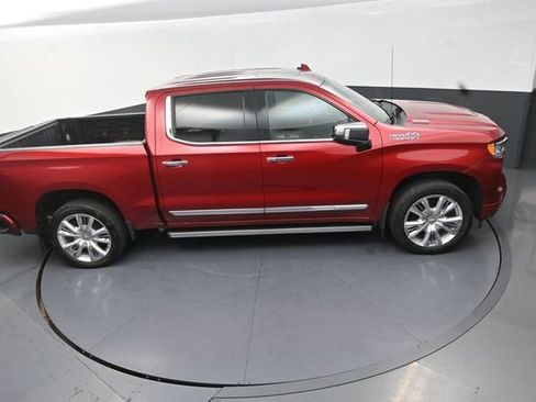 Used 2023 Chevrolet Silverado 1500 High Country w/ High Country Premium Package AWD/4WD image 19