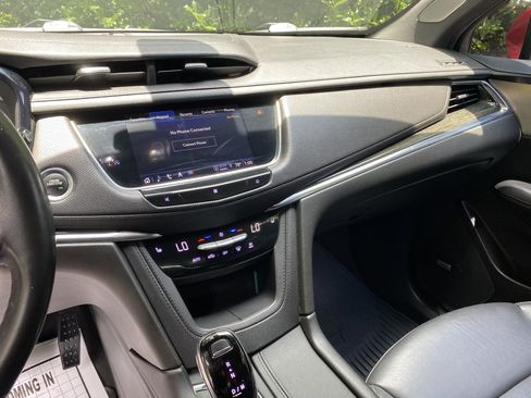 Used 2021 Cadillac XT5 Premium Luxury FWD image 23