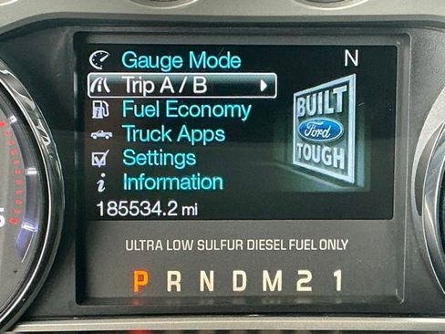 Used 2015 Ford F350 Lariat w/ Lariat Interior Package image 17