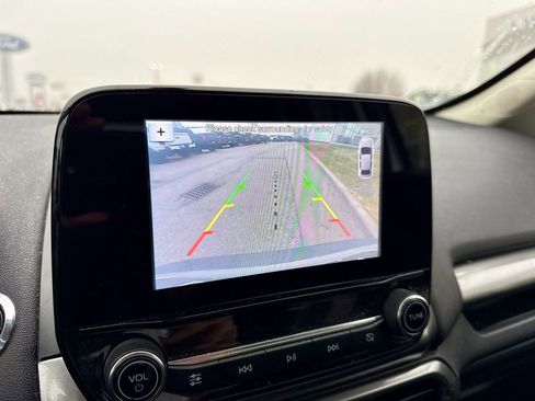 Used 2018 Ford EcoSport SE image 19