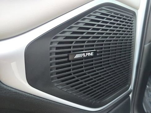 Used 2025 Jeep Wagoneer 4WD image 27