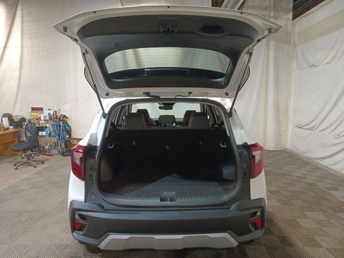 Used 2024 Kia Seltos LX image 19