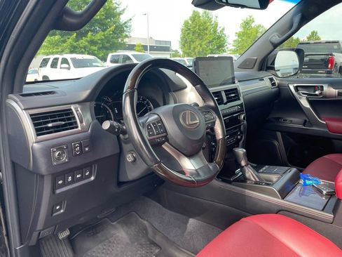 Used 2023 Lexus GX 460 Premium w/ Premium Package AWD/4WD image 9