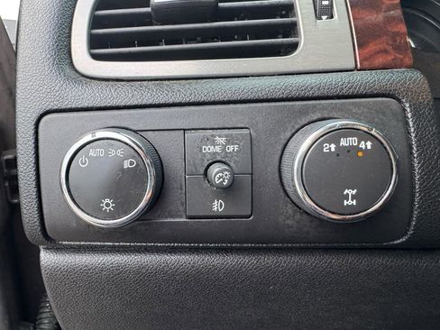 Used 2013 GMC Yukon XL SLT image 20