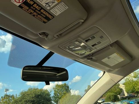 Used 2014 Toyota RAV4 XLE FWD image 19