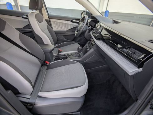Used 2022 Volkswagen Taos S AWD/4WD image 7