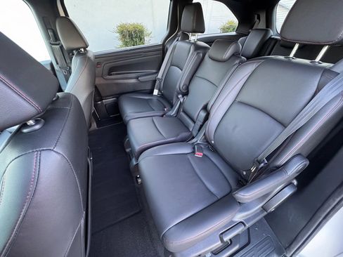 Used 2023 Honda Odyssey Sport image 19