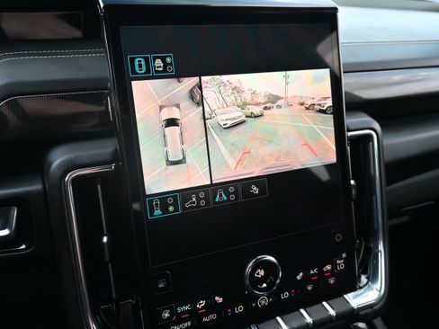 Used 2025 GMC Yukon Elevation w/ LPO, Floor Liner Package image 16