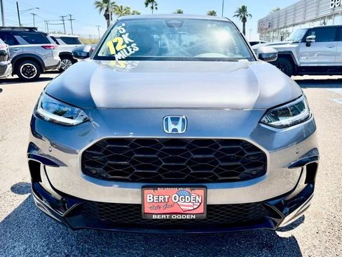 Used 2025 Honda HR-V EX-L image 2