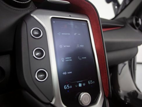 Used 2024 McLaren 750S Spider image 20