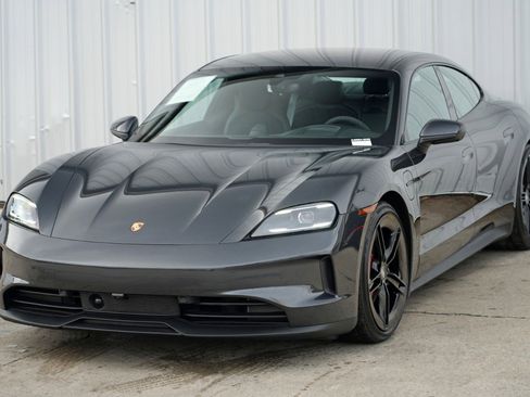 Used 2025 Porsche Taycan 4S w/ Premium Package image 54