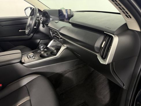 Used 2025 MAZDA CX-90 3.3 Turbo w/ Select Package AWD/4WD image 31