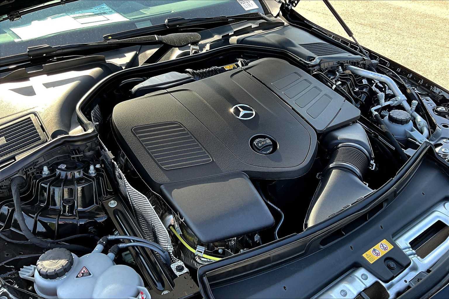 Certified 2025 Mercedes-Benz C 300 Sedan image 17
