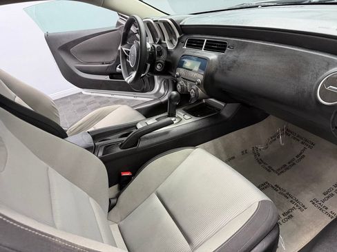 Used 2011 Chevrolet Camaro LT RWD image 41