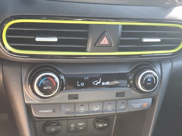 Used 2019 Hyundai Kona Limited FWD image 31