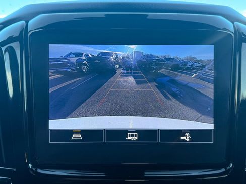 Certified 2022 Chevrolet Traverse LT image 38