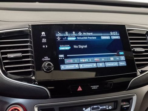 Used 2023 Honda Passport EX-L image 17