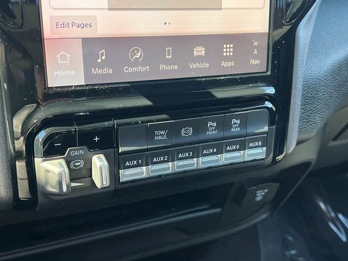 New 2026 RAM 2500 Tradesman AWD/4WD image 27