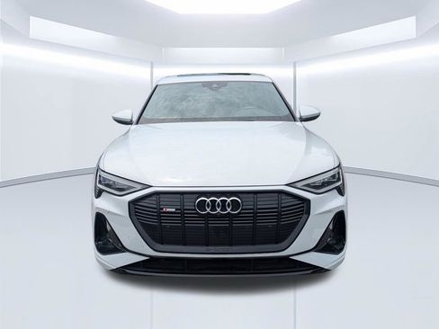 Used 2021 Audi e-tron Premium Plus w/ Premium Plus Package AWD/4WD image 9