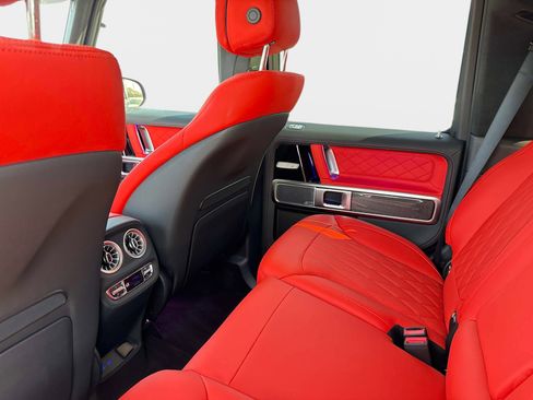 Certified 2025 Mercedes-Benz G 63 AMG 4MATIC image 15