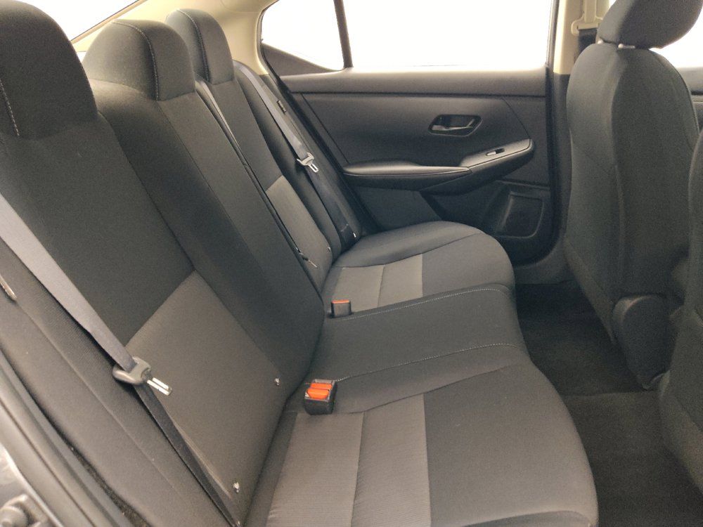 Used 2025 Nissan Sentra SV FWD image 19