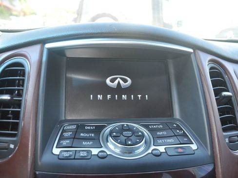 Used 2010 INFINITI EX35 Journey w/ Technology Pkg AWD/4WD image 40