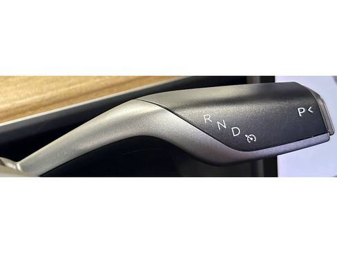 Used 2022 Tesla Model Y Performance AWD/4WD image 26