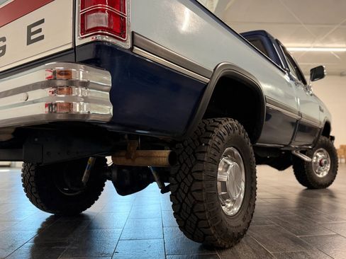 Used 1993 Dodge D/W Truck 250 AWD/4WD image 65