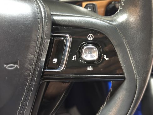 Used 2023 Lincoln Aviator Reserve w/ Equipment Group 201A image 31