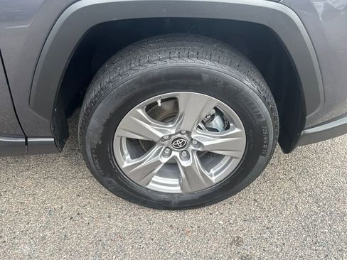 Used 2024 Toyota RAV4 LE image 39