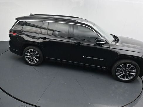 Used 2025 Jeep Grand Cherokee L Overland w/ Luxury Tech Group IV AWD/4WD image 33