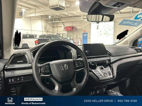 Certified 2025 Honda Odyssey Elite image 15
