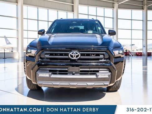 Used 2025 Toyota 4Runner SR5 image 25