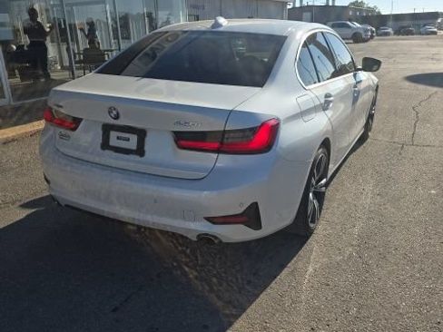 Used 2020 BMW 330i xDrive Sedan w/ Convenience Package AWD/4WD image 2