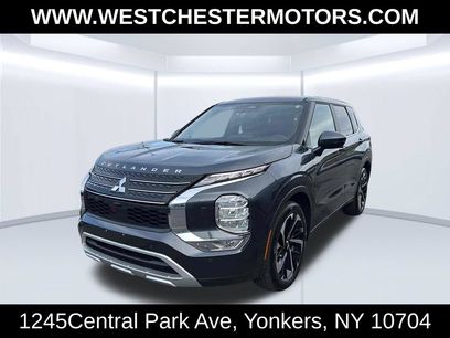 Used 2024 Mitsubishi Outlander SE Black Edition
