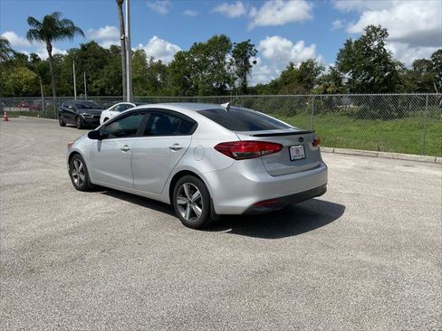Used 2018 Kia Forte LX w/ LX Popular Package FWD image 6