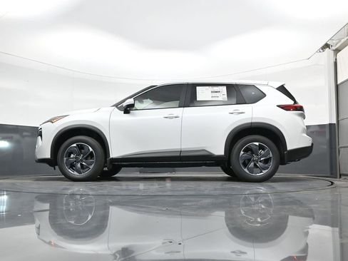 New 2026 Nissan Rogue SV w/ Cold Weather Package image 20