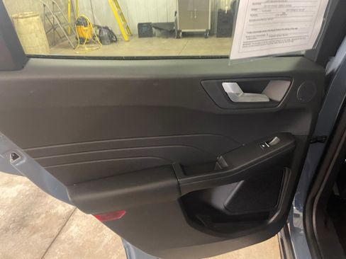 Used 2023 Ford Escape Active w/ Tech Pack #2 image 21