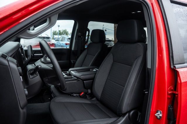 New 2024 Chevrolet Silverado 1500 Custom AWD/4WD image 26